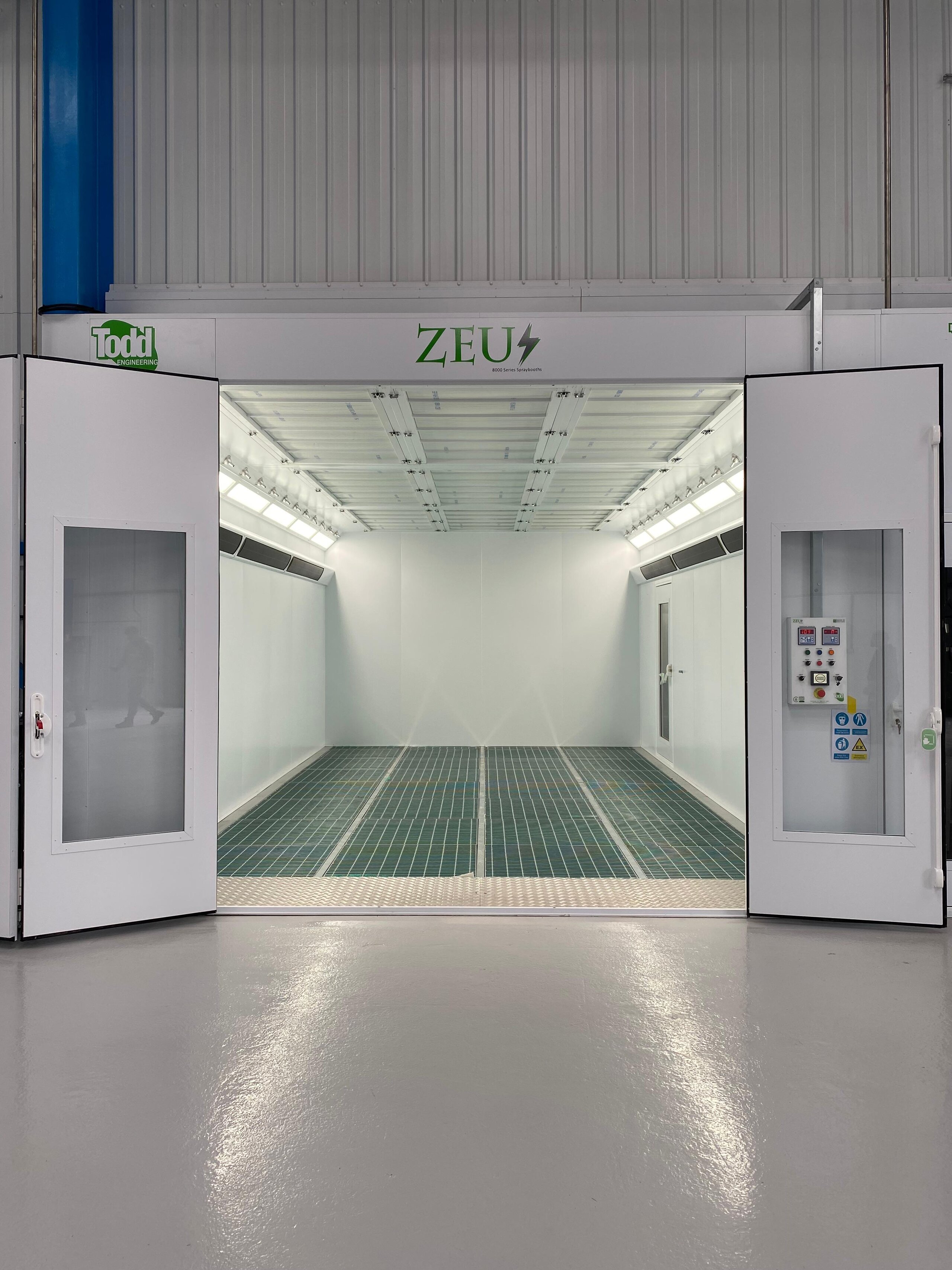 Zeus 8000